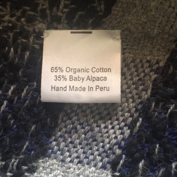 Cotton/Alpaca wrap poncho - Picture 6 of 7